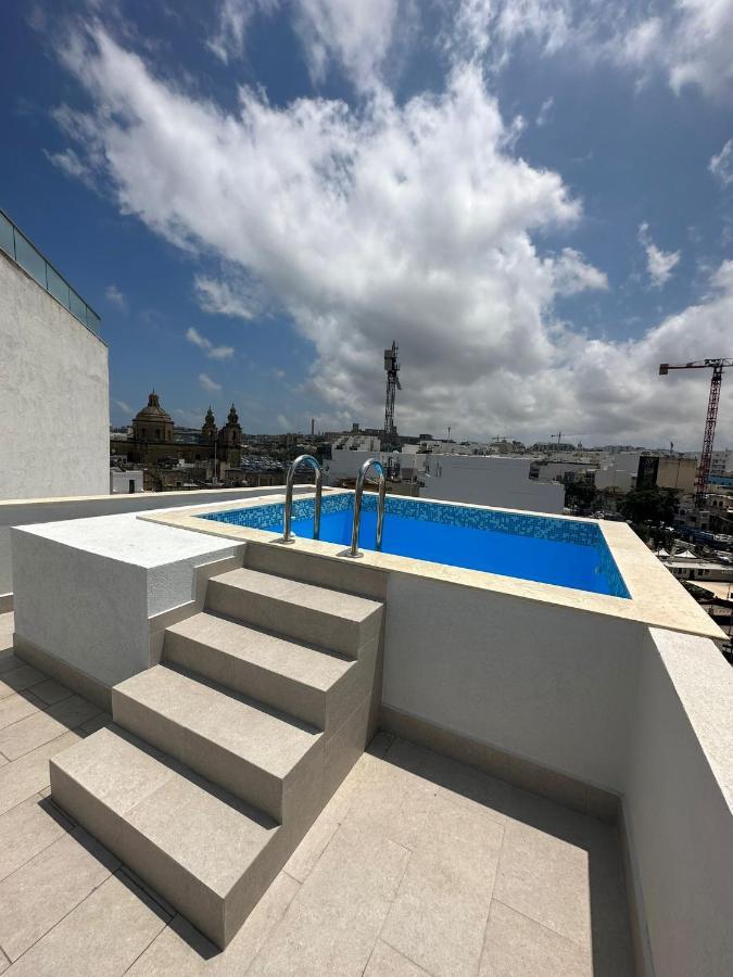 Korzo Luxury Penthouse With Pool Apartamento Msida